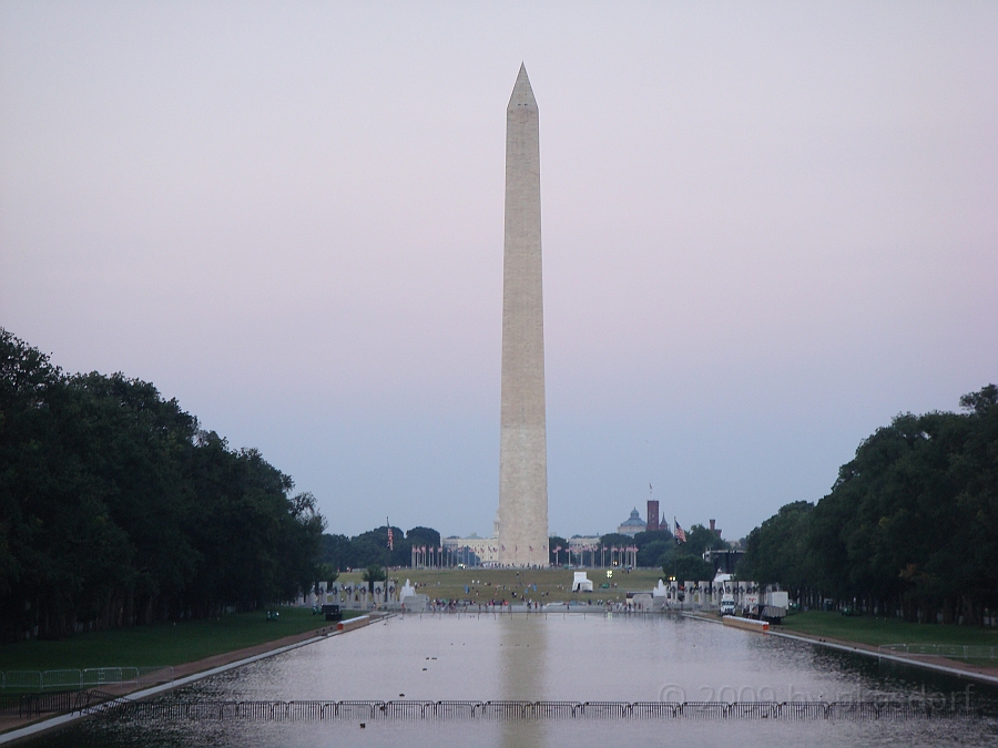 Washington DC [2009 July 03] 224.JPG - Scenes from The Lincoln Memorial